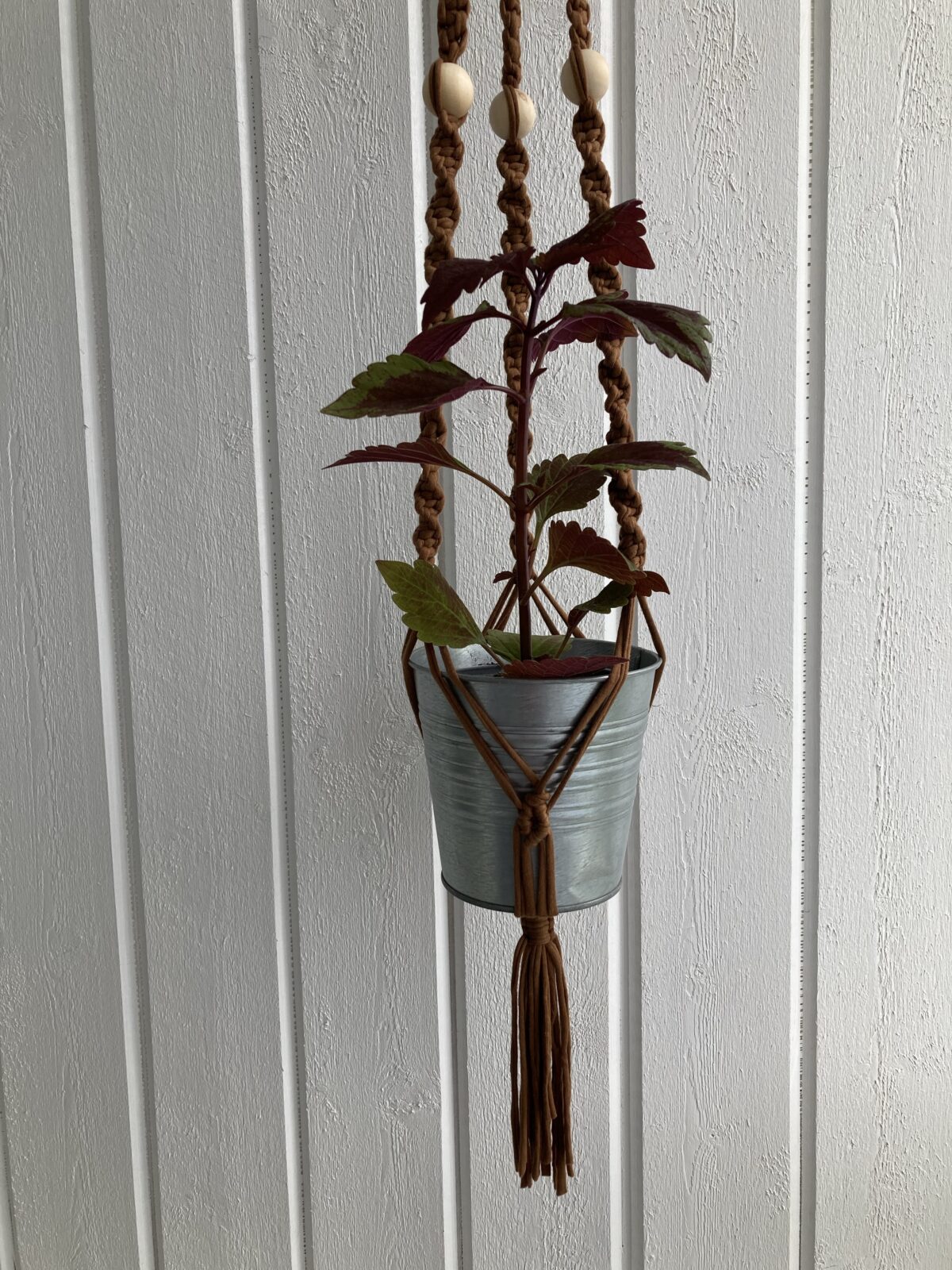 Ampel med träkulor - Mocka 100 cm - Bild 5